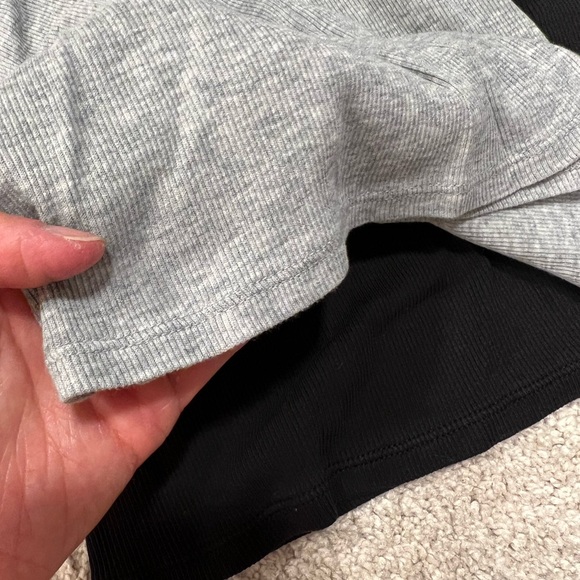 Two Everlane Gray and Black Tank Tops, Size M - Picture 4 of 4